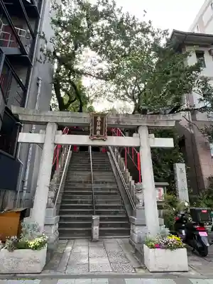 三田春日神社の鳥居