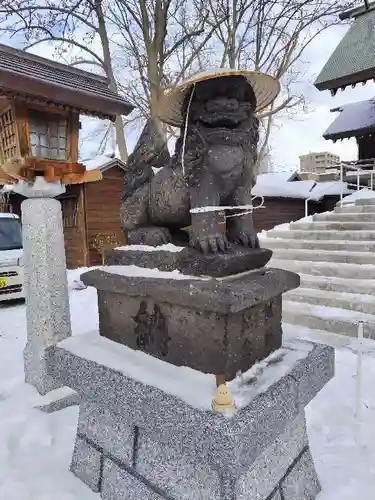 札幌諏訪神社の狛犬