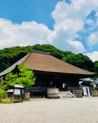 瀧山寺の本殿・本堂
