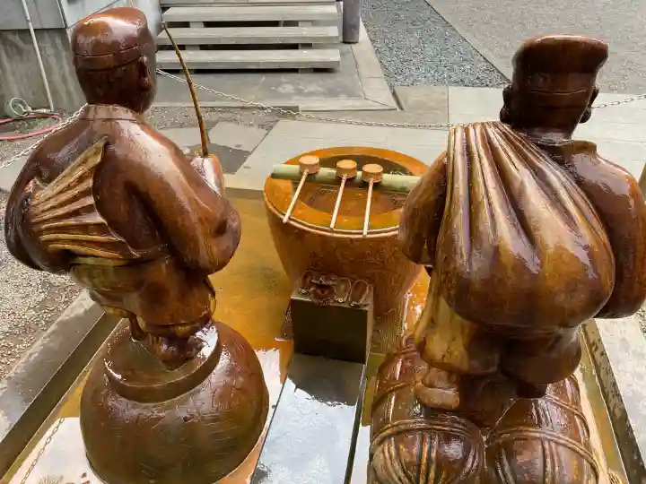 亀戸 香取神社の{uncategorized: "未分類", other: "その他", undefined: "問題あり", building: "その他建物", grave: "お墓", sacred_gate: "鳥居", guardian: "狛犬", statue: "像", buddha: "仏像", history: "歴史", nature: "自然", garden: "庭園", animal: "動物", pagoda: "塔", temizu: "手水舎", mountain_gate: "山門・神門", sanctuary: "本殿・本堂", subordinate: "末社・摂社", art: "芸術", scenery: "景色", jizo: "地蔵", ema: "絵馬", goshuin: "御朱印", omikuji: "おみくじ", items: "授与品その他", amulet: "お守り", goshuincho: "御朱印帳", eats: "食事", festival: "お祭り", votive_dance: "神楽", shichigosan: "七五三参", wedding: "結婚式", experience: "体験その他", initially: "初詣", around: "周辺", anti_infection: "感染症対策"}