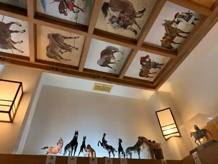 矢先稲荷神社の{uncategorized: "未分類", other: "その他", undefined: "問題あり", building: "その他建物", grave: "お墓", sacred_gate: "鳥居", guardian: "狛犬", statue: "像", buddha: "仏像", history: "歴史", nature: "自然", garden: "庭園", animal: "動物", pagoda: "塔", temizu: "手水舎", mountain_gate: "山門・神門", sanctuary: "本殿・本堂", subordinate: "末社・摂社", art: "芸術", scenery: "景色", jizo: "地蔵", ema: "絵馬", goshuin: "御朱印", omikuji: "おみくじ", items: "授与品その他", amulet: "お守り", goshuincho: "御朱印帳", eats: "食事", festival: "お祭り", votive_dance: "神楽", shichigosan: "七五三参", wedding: "結婚式", experience: "体験その他", initially: "初詣", around: "周辺", anti_infection: "感染症対策"}