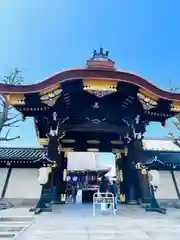 東本願寺（真宗本廟）の山門