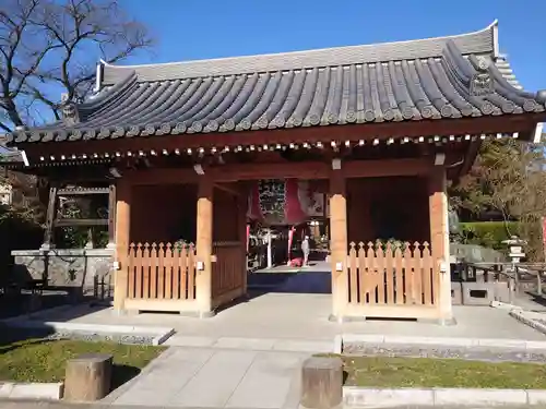 日限地蔵尊 観音院の山門