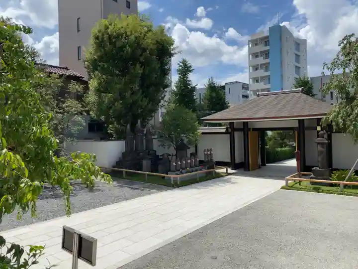 宝勝山 南藏院 蓮光寺(東京都)