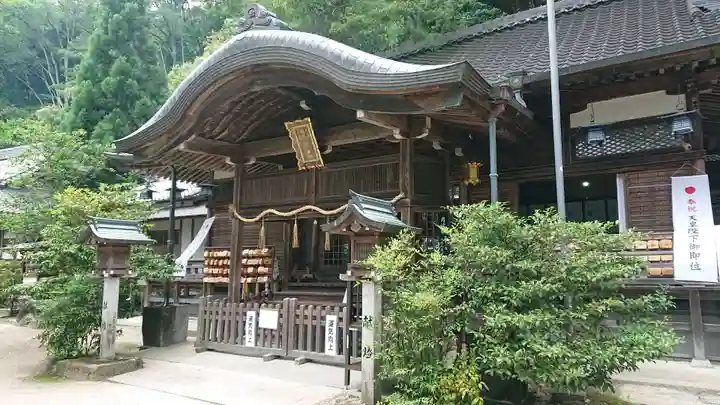 葛城一言主神社の本殿・本堂