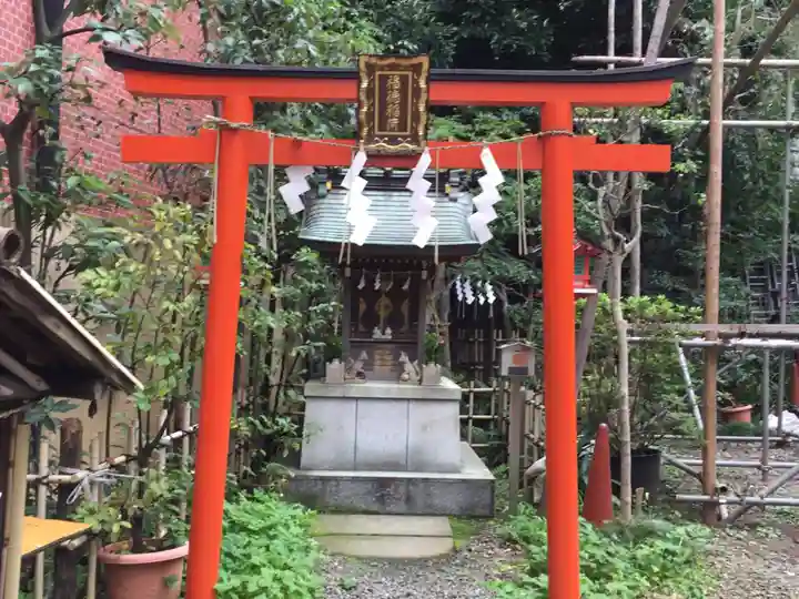 三田春日神社の鳥居