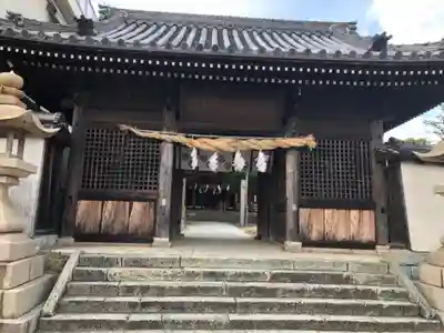 稲爪神社の山門・神門