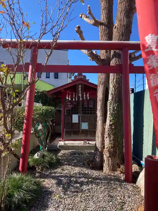 豊栄稲荷社(埼玉県)