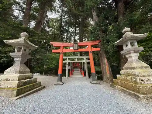 安志稲荷神社の{uncategorized: "未分類", other: "その他", undefined: "問題あり", building: "その他建物", grave: "お墓", sacred_gate: "鳥居", guardian: "狛犬", statue: "像", buddha: "仏像", history: "歴史", nature: "自然", garden: "庭園", animal: "動物", pagoda: "塔", temizu: "手水舎", mountain_gate: "山門・神門", sanctuary: "本殿・本堂", subordinate: "末社・摂社", art: "芸術", scenery: "景色", jizo: "地蔵", ema: "絵馬", goshuin: "御朱印", omikuji: "おみくじ", items: "授与品その他", amulet: "お守り", goshuincho: "御朱印帳", eats: "食事", festival: "お祭り", votive_dance: "神楽", shichigosan: "七五三参", wedding: "結婚式", experience: "体験その他", initially: "初詣", around: "周辺", anti_infection: "感染症対策"}