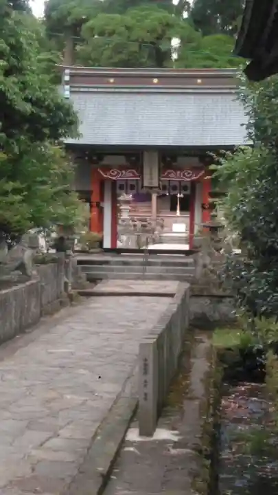 宇奈岐日女神社の本殿・本堂