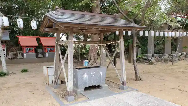 手子后神社の手水舎