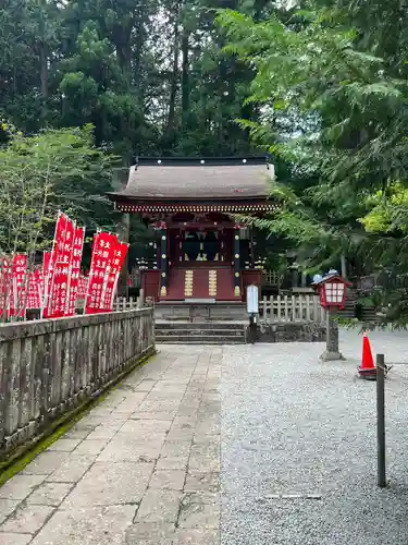 北口本宮冨士浅間神社の末社・摂社