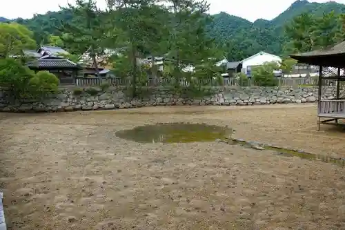 厳島神社の庭園
