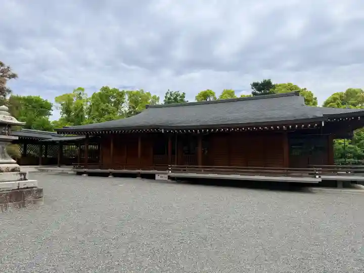 城南宮の{uncategorized: "未分類", other: "その他", undefined: "問題あり", building: "その他建物", grave: "お墓", sacred_gate: "鳥居", guardian: "狛犬", statue: "像", buddha: "仏像", history: "歴史", nature: "自然", garden: "庭園", animal: "動物", pagoda: "塔", temizu: "手水舎", mountain_gate: "山門・神門", sanctuary: "本殿・本堂", subordinate: "末社・摂社", art: "芸術", scenery: "景色", jizo: "地蔵", ema: "絵馬", goshuin: "御朱印", omikuji: "おみくじ", items: "授与品その他", amulet: "お守り", goshuincho: "御朱印帳", eats: "食事", festival: "お祭り", votive_dance: "神楽", shichigosan: "七五三参", wedding: "結婚式", experience: "体験その他", initially: "初詣", around: "周辺", anti_infection: "感染症対策"}