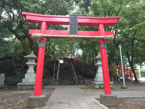 稲荷神社の鳥居