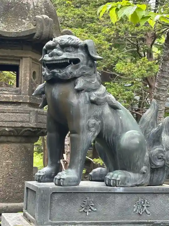 岩見澤神社の{uncategorized: "未分類", other: "その他", undefined: "問題あり", building: "その他建物", grave: "お墓", sacred_gate: "鳥居", guardian: "狛犬", statue: "像", buddha: "仏像", history: "歴史", nature: "自然", garden: "庭園", animal: "動物", pagoda: "塔", temizu: "手水舎", mountain_gate: "山門・神門", sanctuary: "本殿・本堂", subordinate: "末社・摂社", art: "芸術", scenery: "景色", jizo: "地蔵", ema: "絵馬", goshuin: "御朱印", omikuji: "おみくじ", items: "授与品その他", amulet: "お守り", goshuincho: "御朱印帳", eats: "食事", festival: "お祭り", votive_dance: "神楽", shichigosan: "七五三参", wedding: "結婚式", experience: "体験その他", initially: "初詣", around: "周辺", anti_infection: "感染症対策"}
