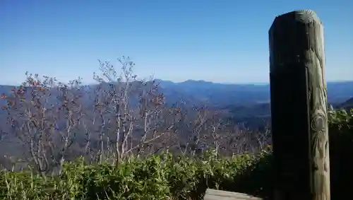 祠（大雪神社奥の院）の景色