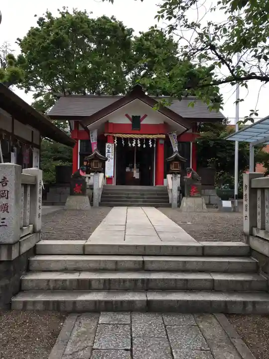 元郷氷川神社の本殿・本堂