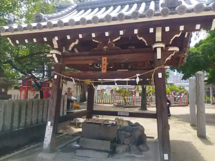 許麻神社の手水舎