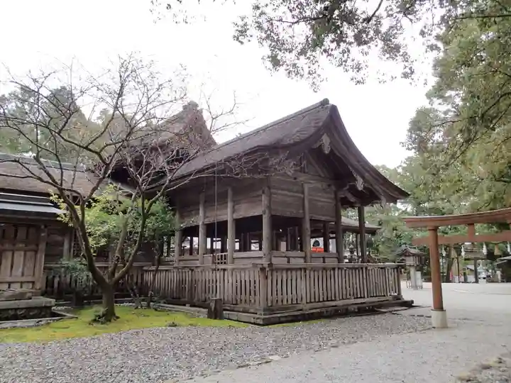 土佐神社の本殿・本堂