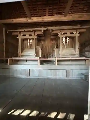 大宮飯沼神社の{uncategorized: "未分類", other: "その他", undefined: "問題あり", building: "その他建物", grave: "お墓", sacred_gate: "鳥居", guardian: "狛犬", statue: "像", buddha: "仏像", history: "歴史", nature: "自然", garden: "庭園", animal: "動物", pagoda: "塔", temizu: "手水舎", mountain_gate: "山門・神門", sanctuary: "本殿・本堂", subordinate: "末社・摂社", art: "芸術", scenery: "景色", jizo: "地蔵", ema: "絵馬", goshuin: "御朱印", omikuji: "おみくじ", items: "授与品その他", amulet: "お守り", goshuincho: "御朱印帳", eats: "食事", festival: "お祭り", votive_dance: "神楽", shichigosan: "七五三参", wedding: "結婚式", experience: "体験その他", initially: "初詣", around: "周辺", anti_infection: "感染症対策"}