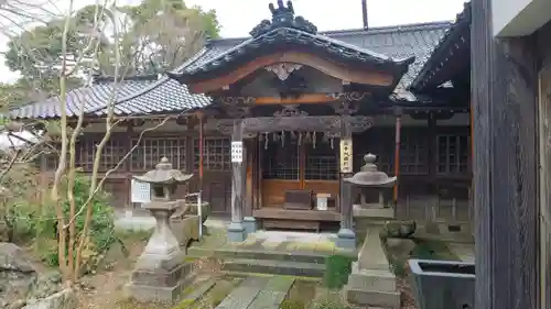 西養寺の本殿・本堂