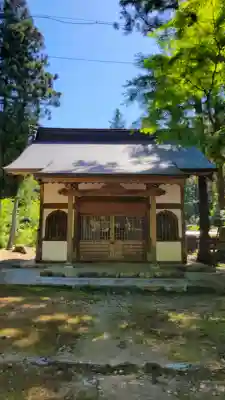 華厳寺の{uncategorized: "未分類", other: "その他", undefined: "問題あり", building: "その他建物", grave: "お墓", sacred_gate: "鳥居", guardian: "狛犬", statue: "像", buddha: "仏像", history: "歴史", nature: "自然", garden: "庭園", animal: "動物", pagoda: "塔", temizu: "手水舎", mountain_gate: "山門・神門", sanctuary: "本殿・本堂", subordinate: "末社・摂社", art: "芸術", scenery: "景色", jizo: "地蔵", ema: "絵馬", goshuin: "御朱印", omikuji: "おみくじ", items: "授与品その他", amulet: "お守り", goshuincho: "御朱印帳", eats: "食事", festival: "お祭り", votive_dance: "神楽", shichigosan: "七五三参", wedding: "結婚式", experience: "体験その他", initially: "初詣", around: "周辺", anti_infection: "感染症対策"}