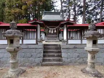 八柱神社(本徳町)の本殿・本堂