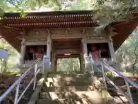 宝城坊の山門・神門
