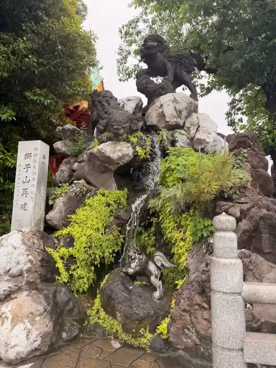 神田神社(神田明神)の{uncategorized: "未分類", other: "その他", undefined: "問題あり", building: "その他建物", grave: "お墓", sacred_gate: "鳥居", guardian: "狛犬", statue: "像", buddha: "仏像", history: "歴史", nature: "自然", garden: "庭園", animal: "動物", pagoda: "塔", temizu: "手水舎", mountain_gate: "山門・神門", sanctuary: "本殿・本堂", subordinate: "末社・摂社", art: "芸術", scenery: "景色", jizo: "地蔵", ema: "絵馬", goshuin: "御朱印", omikuji: "おみくじ", items: "授与品その他", amulet: "お守り", goshuincho: "御朱印帳", eats: "食事", festival: "お祭り", votive_dance: "神楽", shichigosan: "七五三参", wedding: "結婚式", experience: "体験その他", initially: "初詣", around: "周辺", anti_infection: "感染症対策"}
