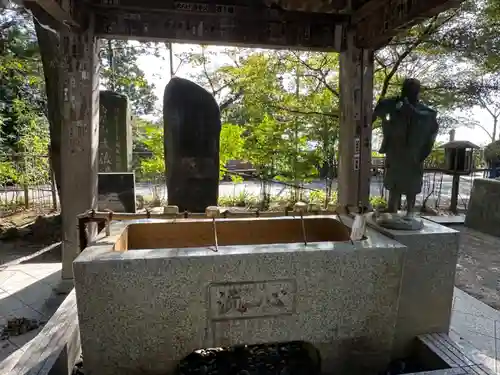 高尾山薬王院の手水舎