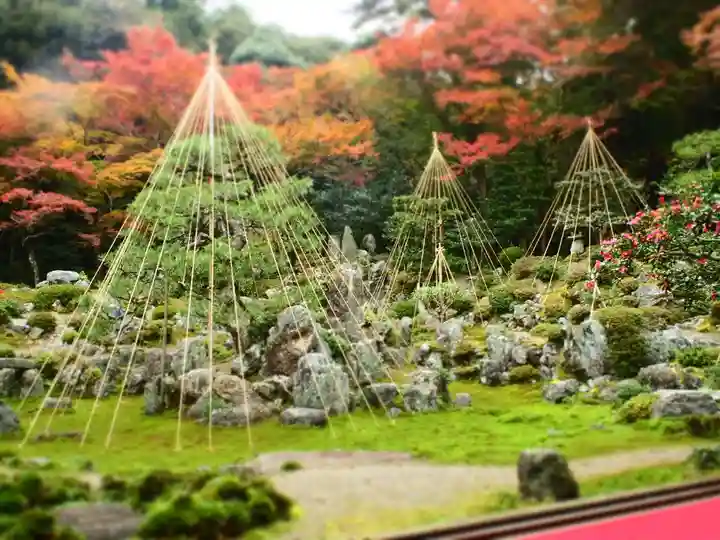 吸湖山 青岸寺の庭園