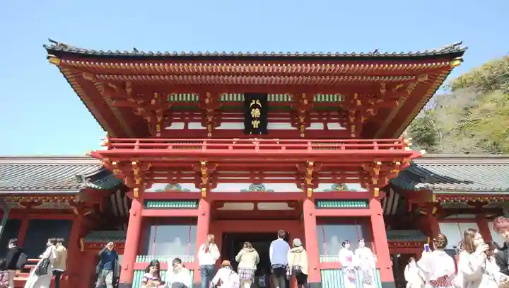 鶴岡八幡宮の山門・神門