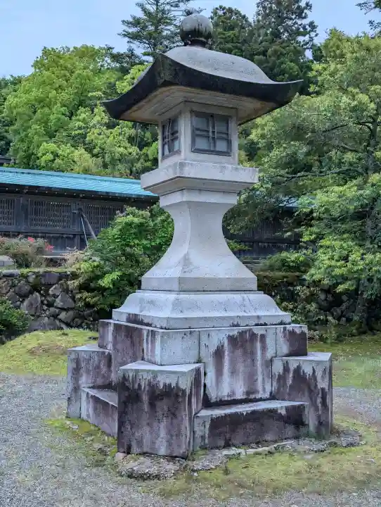 氣多大社の{uncategorized: "未分類", other: "その他", undefined: "問題あり", building: "その他建物", grave: "お墓", sacred_gate: "鳥居", guardian: "狛犬", statue: "像", buddha: "仏像", history: "歴史", nature: "自然", garden: "庭園", animal: "動物", pagoda: "塔", temizu: "手水舎", mountain_gate: "山門・神門", sanctuary: "本殿・本堂", subordinate: "末社・摂社", art: "芸術", scenery: "景色", jizo: "地蔵", ema: "絵馬", goshuin: "御朱印", omikuji: "おみくじ", items: "授与品その他", amulet: "お守り", goshuincho: "御朱印帳", eats: "食事", festival: "お祭り", votive_dance: "神楽", shichigosan: "七五三参", wedding: "結婚式", experience: "体験その他", initially: "初詣", around: "周辺", anti_infection: "感染症対策"}