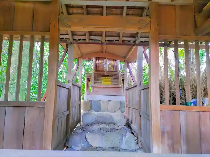 内荒神社(法立)の本殿・本堂