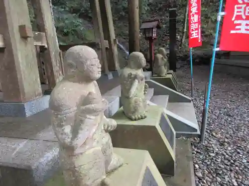 持寳院(多氣山不動尊)の像