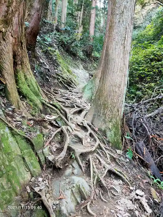 御岩神社の周辺