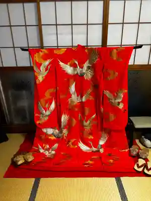 守りの神　藤基神社の芸術