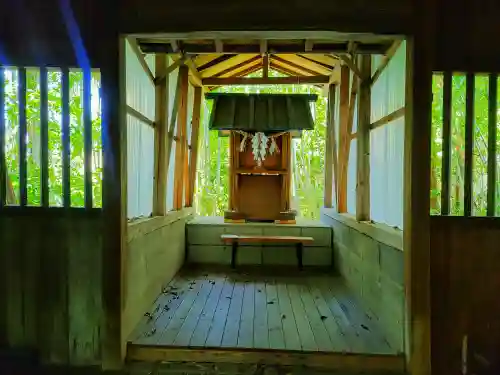 神明社（片原一色町吹上）の本殿