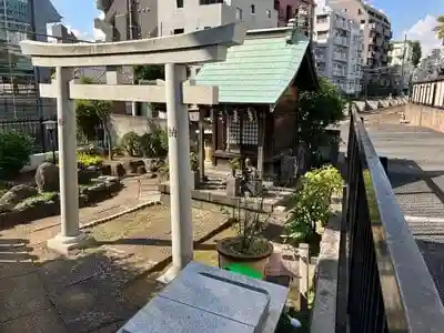 榎稲荷神社の鳥居