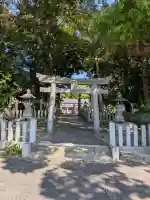 伏見稲荷神社の{uncategorized: "未分類", other: "その他", undefined: "問題あり", building: "その他建物", grave: "お墓", sacred_gate: "鳥居", guardian: "狛犬", statue: "像", buddha: "仏像", history: "歴史", nature: "自然", garden: "庭園", animal: "動物", pagoda: "塔", temizu: "手水舎", mountain_gate: "山門・神門", sanctuary: "本殿・本堂", subordinate: "末社・摂社", art: "芸術", scenery: "景色", jizo: "地蔵", ema: "絵馬", goshuin: "御朱印", omikuji: "おみくじ", items: "授与品その他", amulet: "お守り", goshuincho: "御朱印帳", eats: "食事", festival: "お祭り", votive_dance: "神楽", shichigosan: "七五三参", wedding: "結婚式", experience: "体験その他", initially: "初詣", around: "周辺", anti_infection: "感染症対策"}