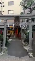 讃岐小白稲荷神社の{uncategorized: "未分類", other: "その他", undefined: "問題あり", building: "その他建物", grave: "お墓", sacred_gate: "鳥居", guardian: "狛犬", statue: "像", buddha: "仏像", history: "歴史", nature: "自然", garden: "庭園", animal: "動物", pagoda: "塔", temizu: "手水舎", mountain_gate: "山門・神門", sanctuary: "本殿・本堂", subordinate: "末社・摂社", art: "芸術", scenery: "景色", jizo: "地蔵", ema: "絵馬", goshuin: "御朱印", omikuji: "おみくじ", items: "授与品その他", amulet: "お守り", goshuincho: "御朱印帳", eats: "食事", festival: "お祭り", votive_dance: "神楽", shichigosan: "七五三参", wedding: "結婚式", experience: "体験その他", initially: "初詣", around: "周辺", anti_infection: "感染症対策"}