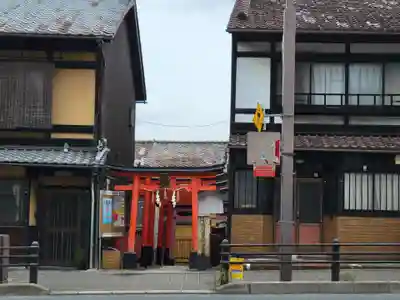 合槌稲荷大明神の周辺