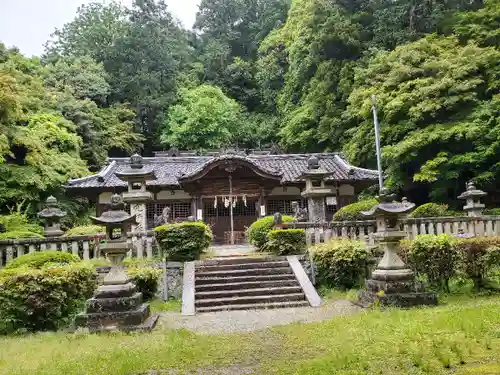穴師坐兵主神社の本殿・本堂