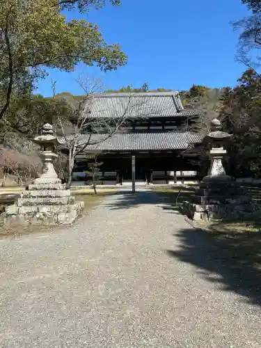 根来寺の{uncategorized: "未分類", other: "その他", undefined: "問題あり", building: "その他建物", grave: "お墓", sacred_gate: "鳥居", guardian: "狛犬", statue: "像", buddha: "仏像", history: "歴史", nature: "自然", garden: "庭園", animal: "動物", pagoda: "塔", temizu: "手水舎", mountain_gate: "山門・神門", sanctuary: "本殿・本堂", subordinate: "末社・摂社", art: "芸術", scenery: "景色", jizo: "地蔵", ema: "絵馬", goshuin: "御朱印", omikuji: "おみくじ", items: "授与品その他", amulet: "お守り", goshuincho: "御朱印帳", eats: "食事", festival: "お祭り", votive_dance: "神楽", shichigosan: "七五三参", wedding: "結婚式", experience: "体験その他", initially: "初詣", around: "周辺", anti_infection: "感染症対策"}