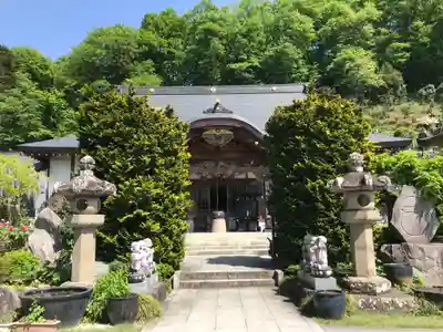 野坂寺の本殿・本堂