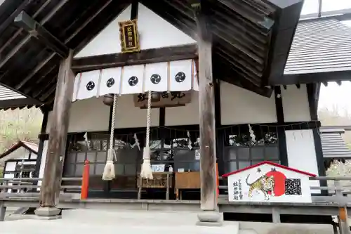 虻田神社の本殿