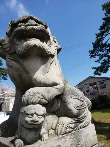 秋葉神社の狛犬