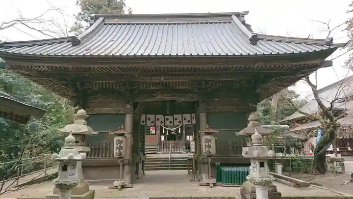 雄琴神社の山門・神門