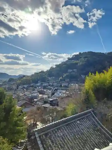 御袖天満宮の{uncategorized: "未分類", other: "その他", undefined: "問題あり", building: "その他建物", grave: "お墓", sacred_gate: "鳥居", guardian: "狛犬", statue: "像", buddha: "仏像", history: "歴史", nature: "自然", garden: "庭園", animal: "動物", pagoda: "塔", temizu: "手水舎", mountain_gate: "山門・神門", sanctuary: "本殿・本堂", subordinate: "末社・摂社", art: "芸術", scenery: "景色", jizo: "地蔵", ema: "絵馬", goshuin: "御朱印", omikuji: "おみくじ", items: "授与品その他", amulet: "お守り", goshuincho: "御朱印帳", eats: "食事", festival: "お祭り", votive_dance: "神楽", shichigosan: "七五三参", wedding: "結婚式", experience: "体験その他", initially: "初詣", around: "周辺", anti_infection: "感染症対策"}